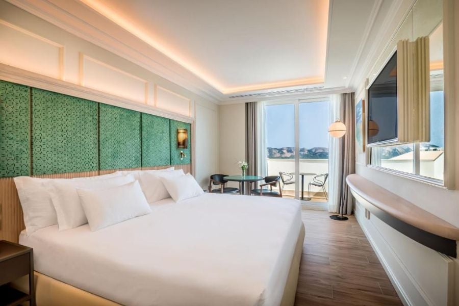 Chambre Supérieure vue piscine