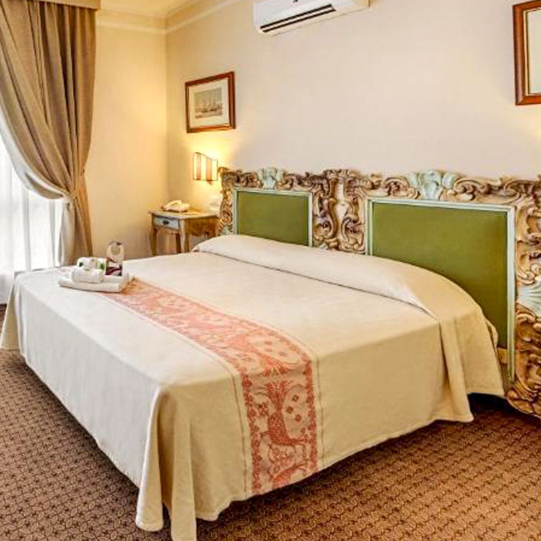 Colonna Palace Hotel Mediterraneo